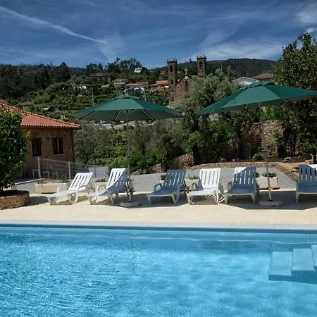 Large Modern In With Private Pool *