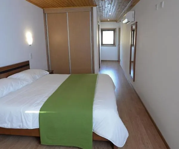 Large Modern In With Private Pool Castelbuono